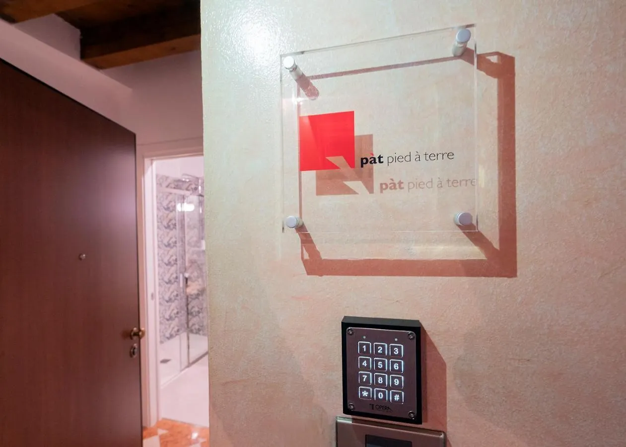Pied A Terre - Bohemien Apartment Verona 0*,  Italy