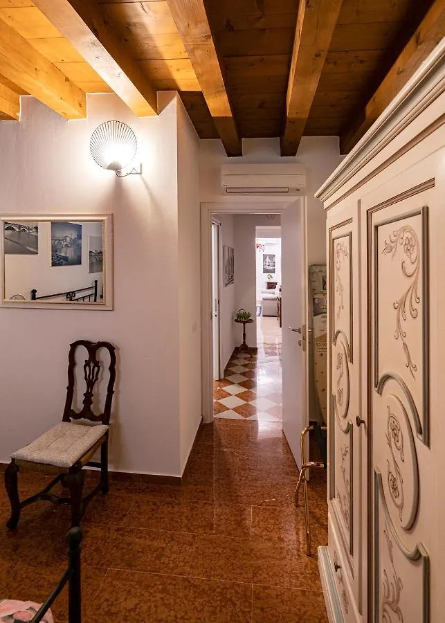 Pied A Terre - Bohemien Apartment Verona