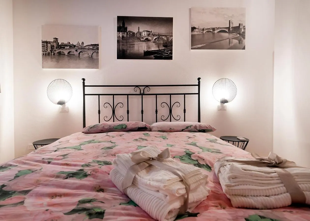 Pied A Terre - Bohemien Apartment Verona
